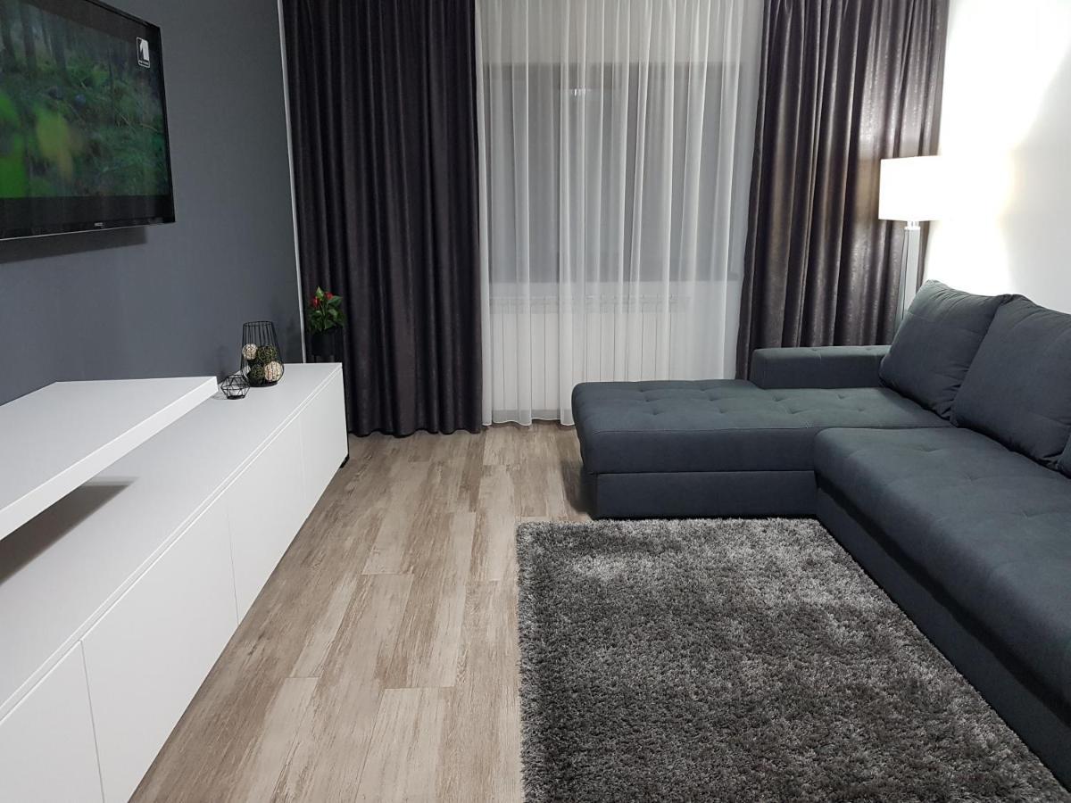 Mary Apartment Galaţi Exteriör bild