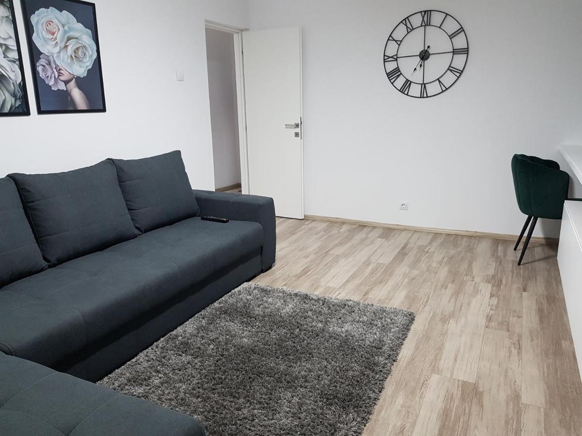 Mary Apartment Galaţi Exteriör bild